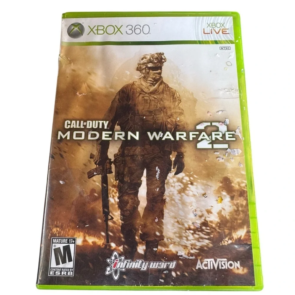 Call of Duty: Modern Warfare 2 for Xbox 360 - Green Case by Infinity Ward